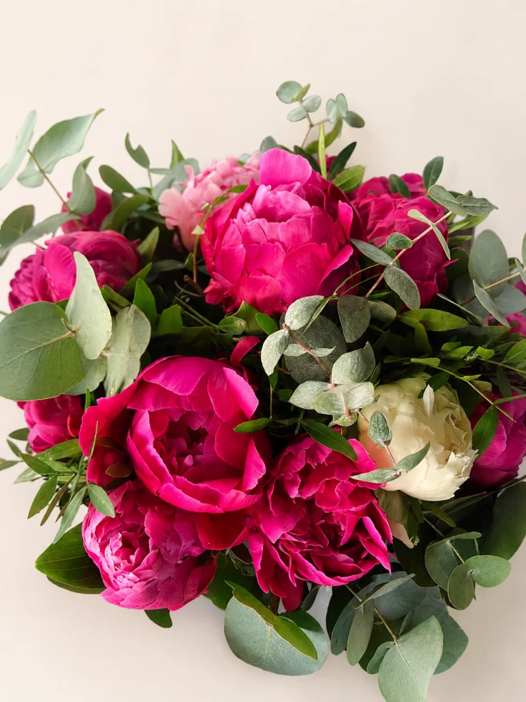 pivoines-bouquet-fleuriste-muret-fleurslocales